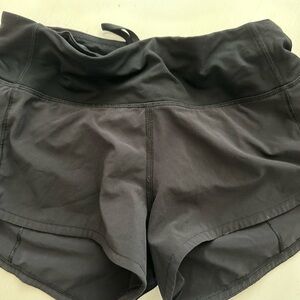 Lululemon speed up low rise shorts